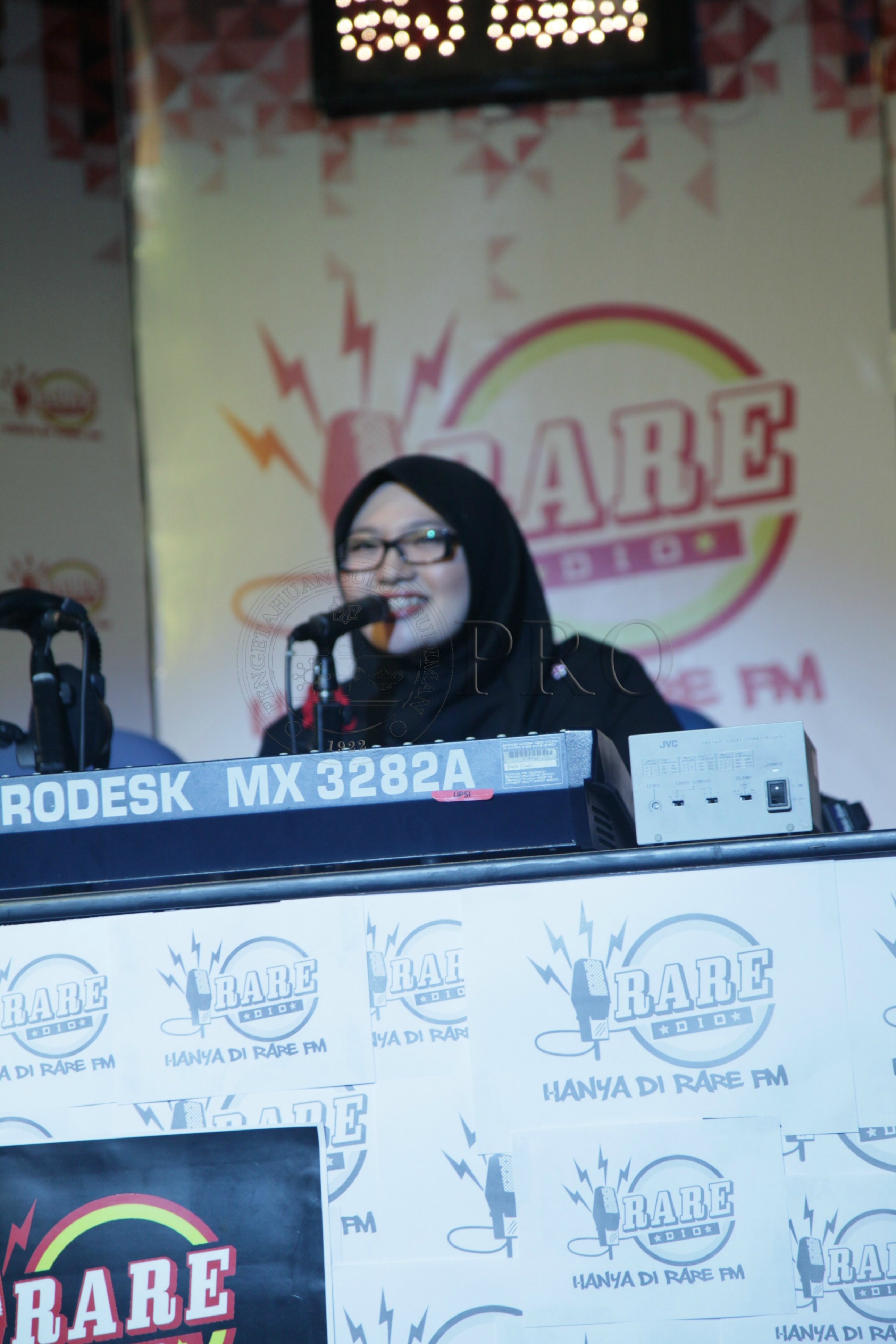 PRO 14 29 RARE IMG 0579